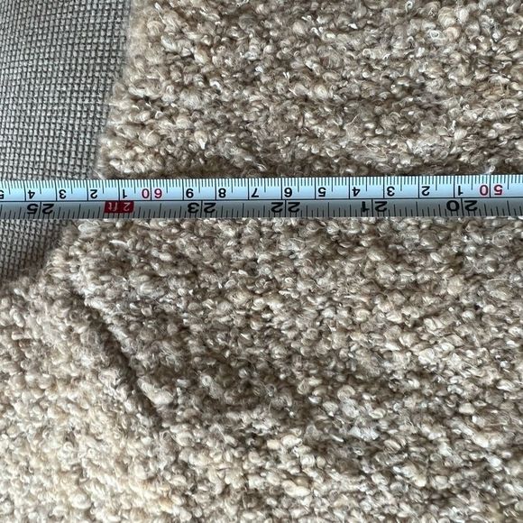 Gap Cozy Boucle Turtleneck Sweater, chunky, XS, tan, 25% merino wool, NWOT - Picture 11 of 12